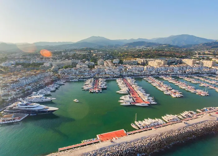 Pool Jazmin Villa Estepona